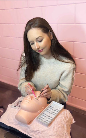 Categorie Practice Luxury Lashes Wimperextensions Groothandel