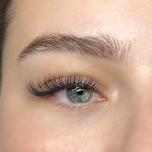 Wimperextensions L Krul Luxury Lashes Flat Cashmere Lash Extensions