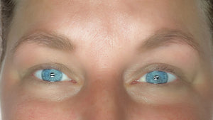 Before Close Up van blauwe ogen voor wimperextensions D krul